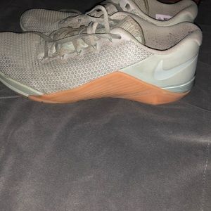 Men’s Nike Metcon 5 - 11.5